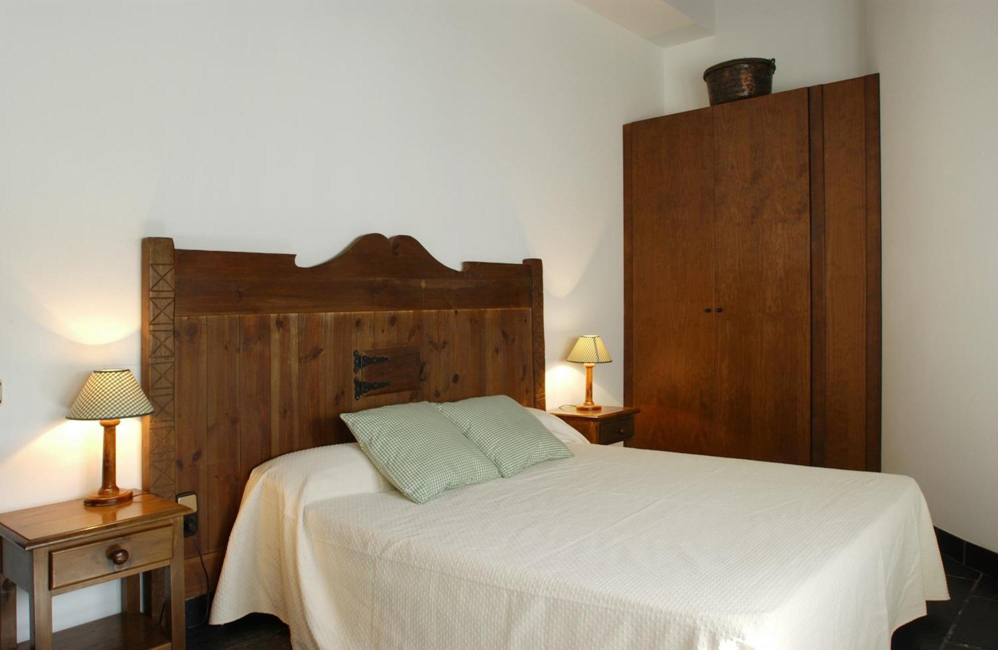Apartamentos Linsoles Eriste Εξωτερικό φωτογραφία