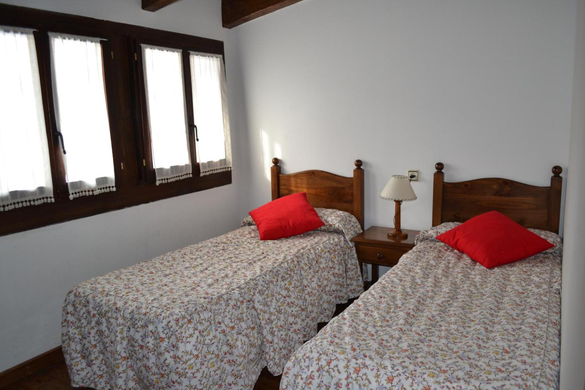 Apartamentos Linsoles Eriste Εξωτερικό φωτογραφία