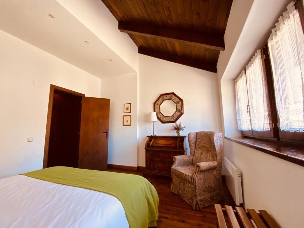 Apartamentos Linsoles Eriste Εξωτερικό φωτογραφία