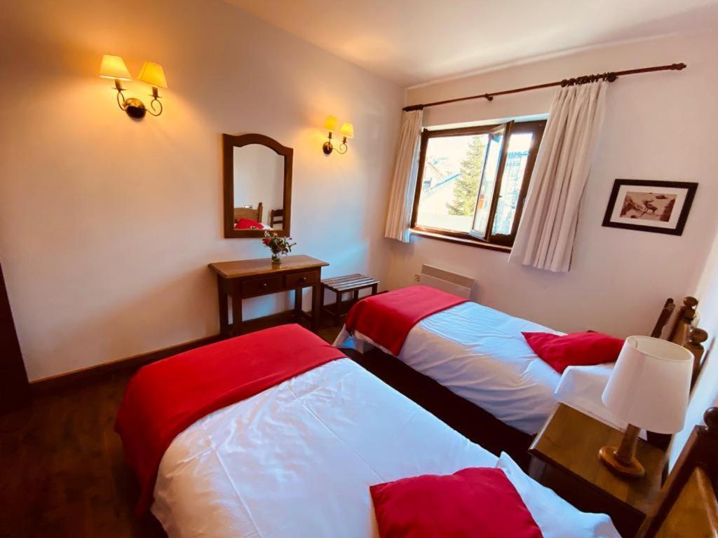 Apartamentos Linsoles Eriste Εξωτερικό φωτογραφία